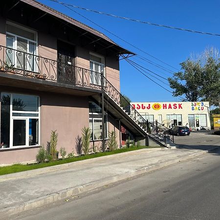 Hotel Elit Ninotsminda Buitenkant foto